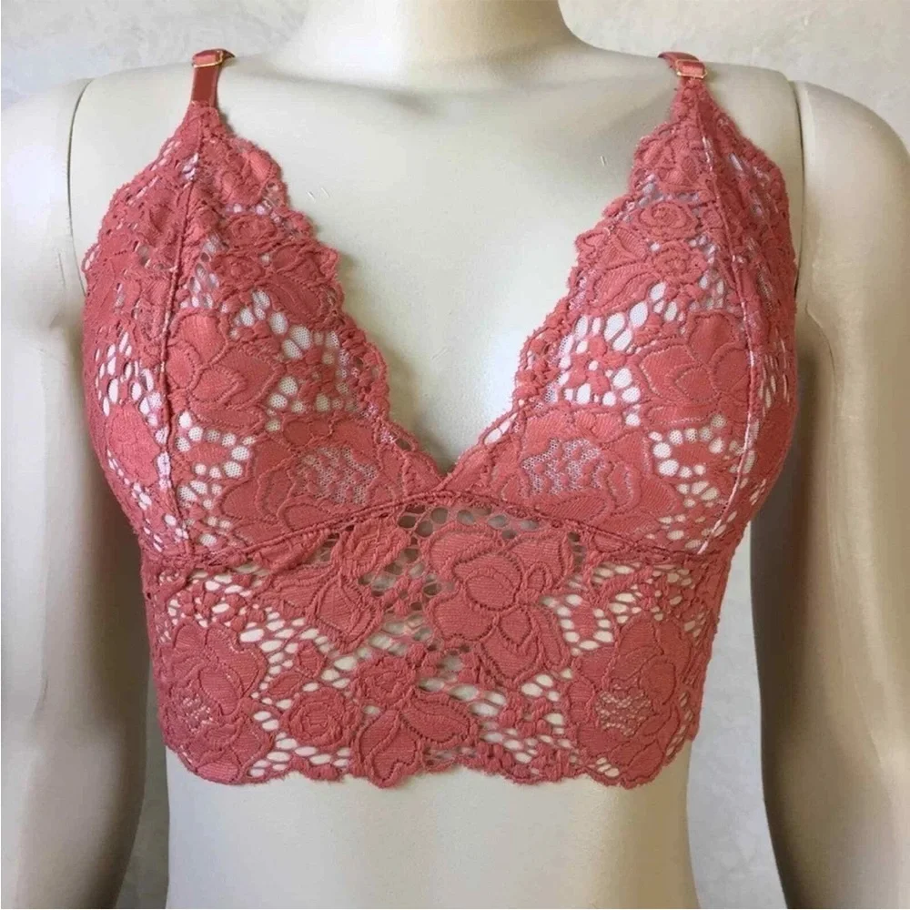 Medium Victoria’s Secret Orange Lace Bralette